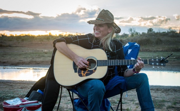 Around the campfire with country music star Beccy Cole