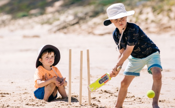 Australian Beach Cricket Rules For Summer Holiday Fun