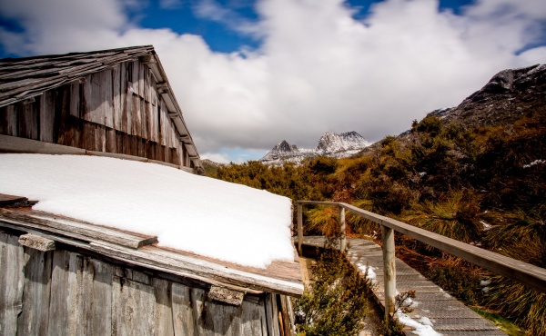 8 Tasmanian National Parks That Look Like Paintings