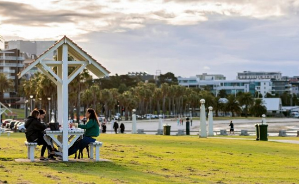 10 THINGS YOU CAN'T MISS WHILE VISITING GEELONG, VIC
