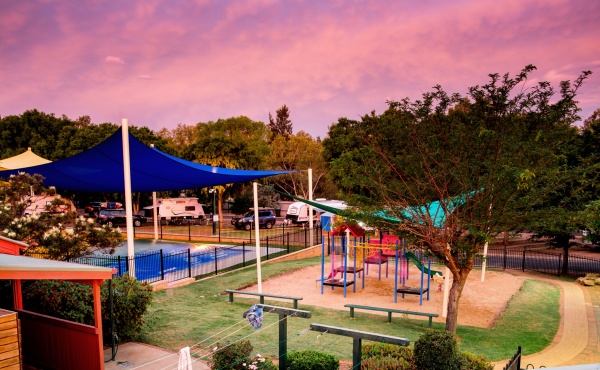 Bound Round: Discovery Parks - Dubbo