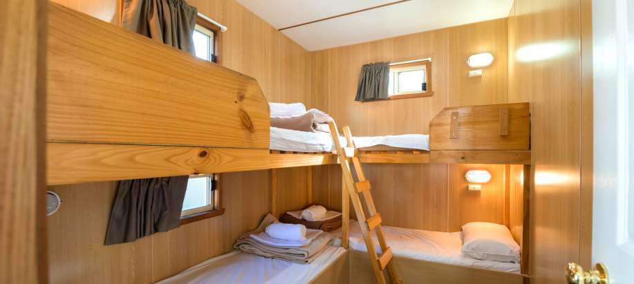 Hobart Standard 2 Bedroom Cabin - Sleeps 6