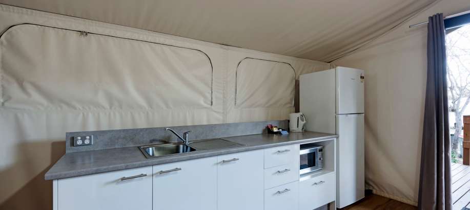 Orana Deluxe Safari Tent - Sleeps 6