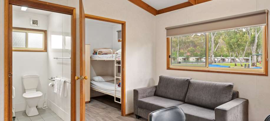 Clare Valley Standard 2 Bedroom Cabin - Pet Friendly