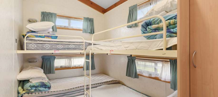 Adelaide Superior 2 Bedroom Cabin