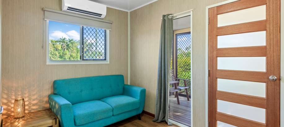 North Queensland Superior 1 Bedroom Cabin (Sleeps 2)