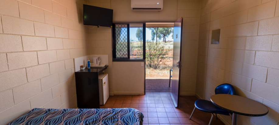 Uluru & Surrounds Budget Lodge Room - 1 Double Bed