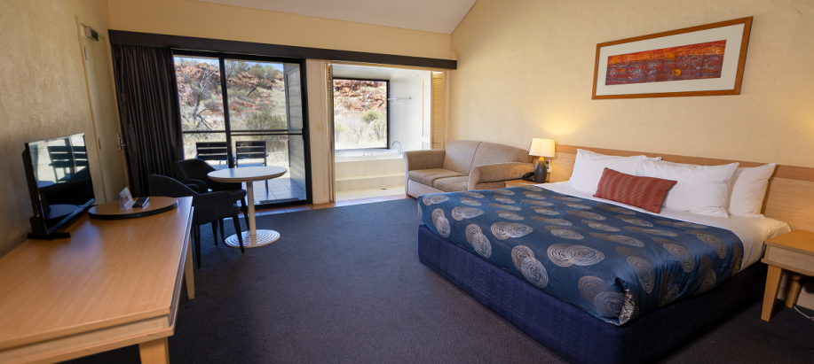 Uluru & Surrounds Deluxe Spa Room - 1 King