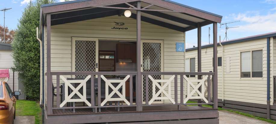 Geelong Standard 2 Bedroom Cabin - Sleeps 6