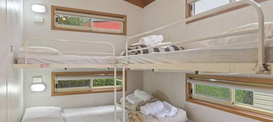 Geelong Standard 2 Bedroom Cabin - Sleeps 6