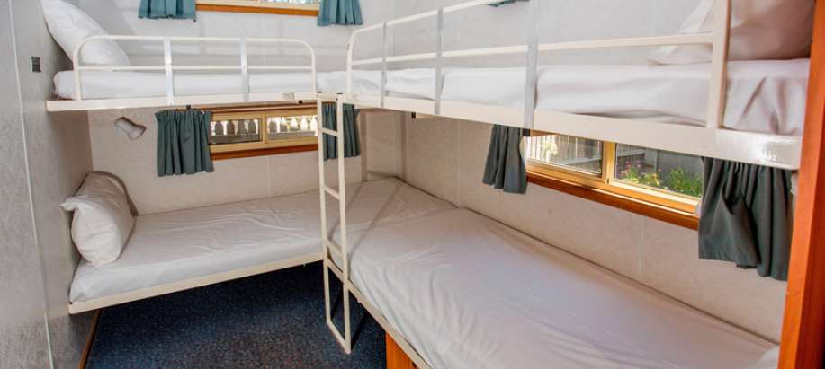 Albury Wodonga Superior 2 Bedroom Cabin - Sleeps 6
